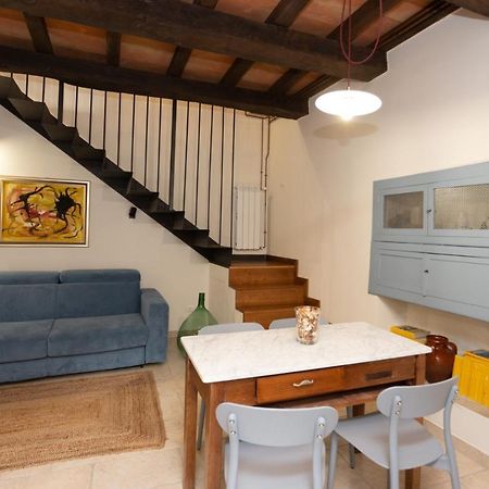 Appartement La Dimora Dell'Arco à Pico Extérieur photo