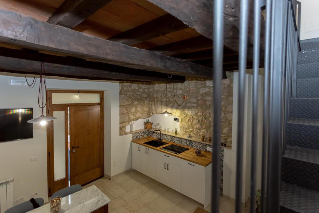 Appartement La Dimora Dell'Arco à Pico Extérieur photo