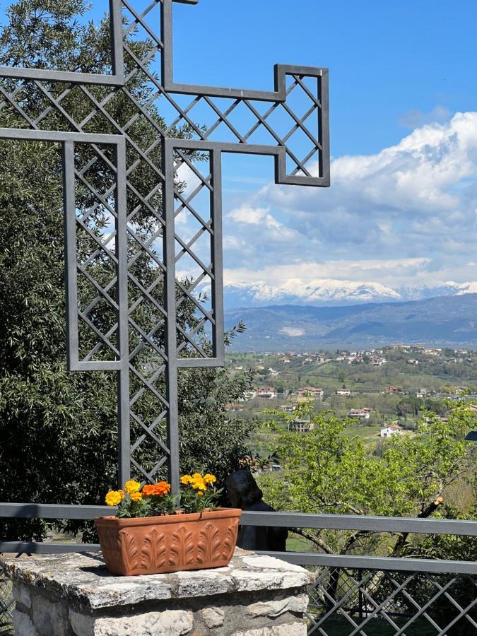 Appartement La Dimora Dell'Arco à Pico Extérieur photo